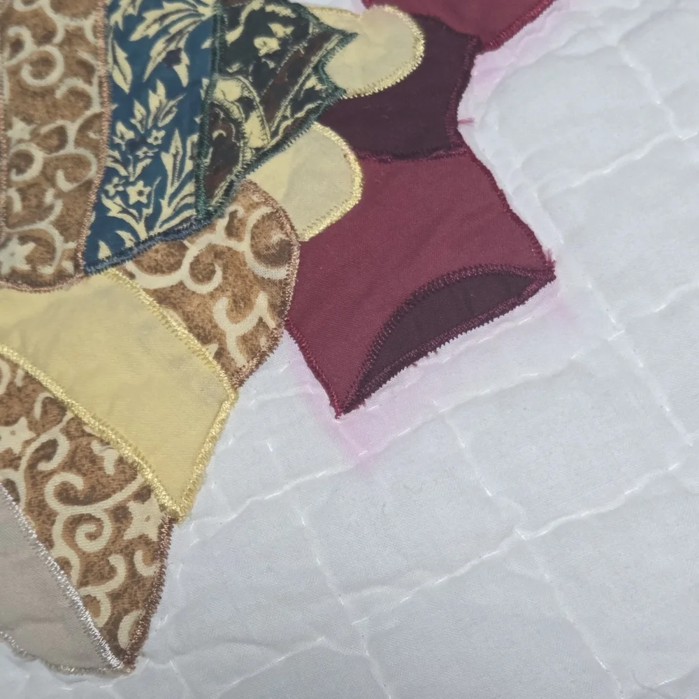 Christmas Handmade Quilt Throw 66”x 88” Red Green Patchwork